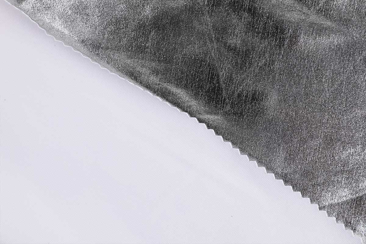 緯編滌半光銀色PU 92%滌綸+8%氨綸